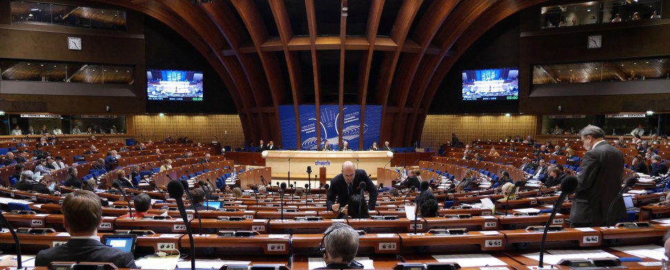 Europarat überrascht: PKK ist keine Terrororganisation mehr