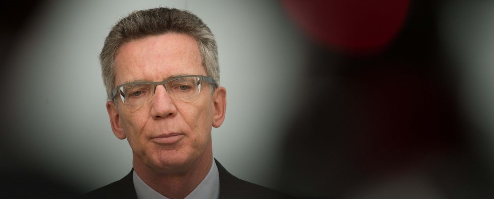 Kein Vertrauen in Verteidigungsminister