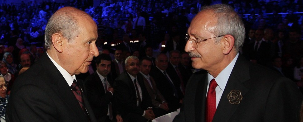 Türkei: Spekulationen über Wahlbündnis zwischen CHP und MHP
