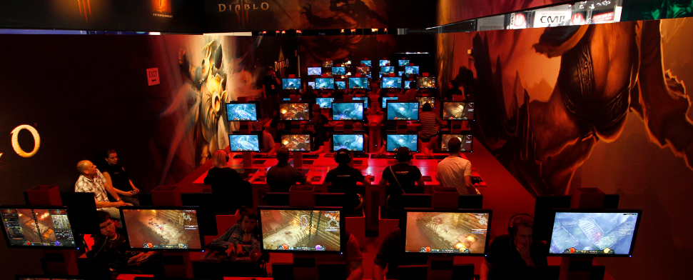 Gamescom in Köln: Xbox One vs. Playstation 4