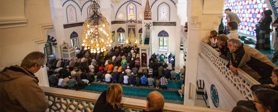 Moscheen öffnen ihre Pforten