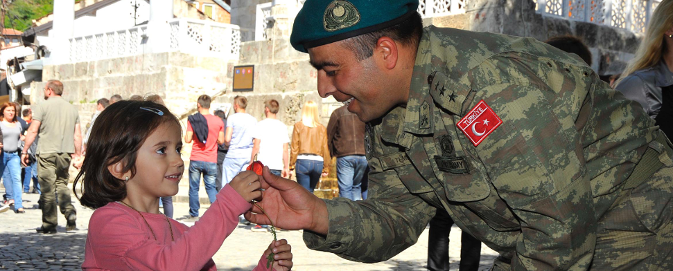 Türkei: Armee stellt zivile Politikberater ein