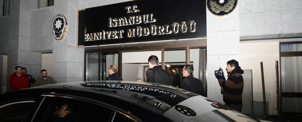 Istanbul: Polizeibeamte folgen Anweisungen des Staatsanwalts nicht