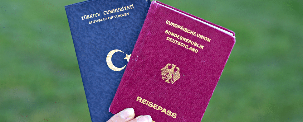 CDU-Bundesvize droht im Doppelpass-Streit mit Blockade