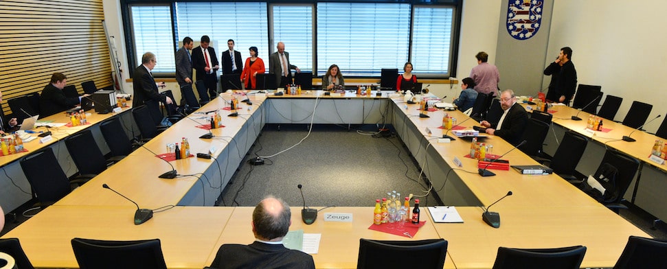 Zeugin berichtet von Einschüchterungsversuch