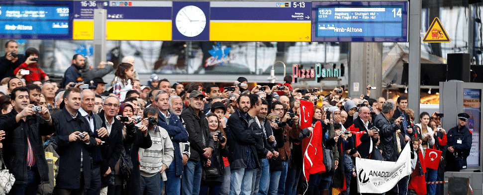 Gastarbeiterdeutsch und Almancı-Türkisch