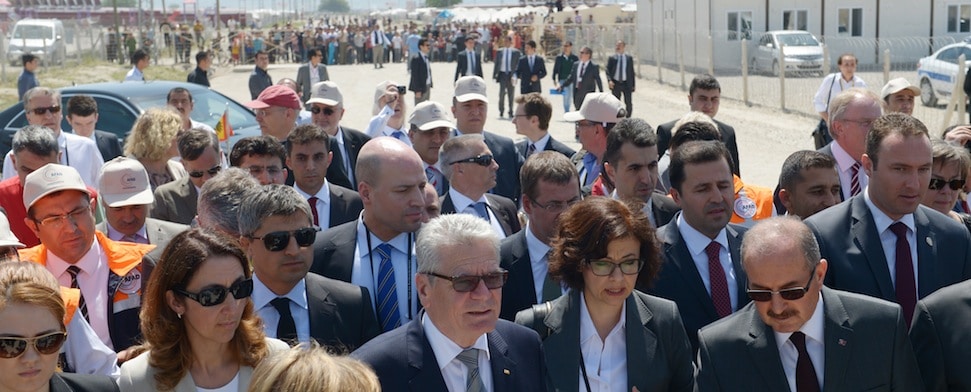 Kahramanmaraş: Gauck besucht Flüchtlinge und Bundeswehrsoldaten