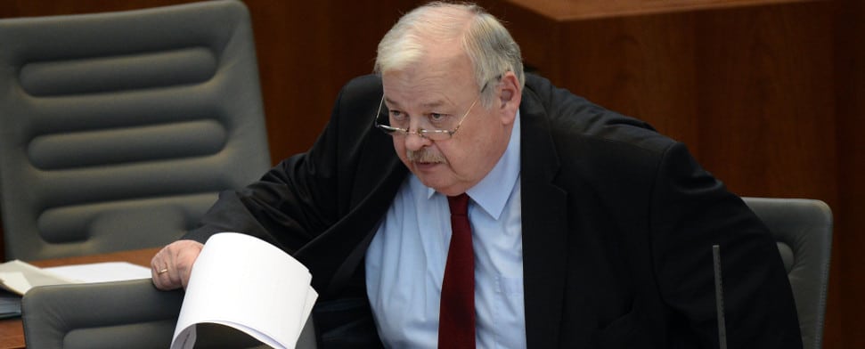 WDR beschäftigt Regierungsbedienstete als Moderatorin