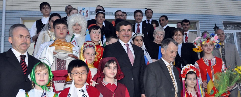Türkische Regierung bekämpft türkische Schulen