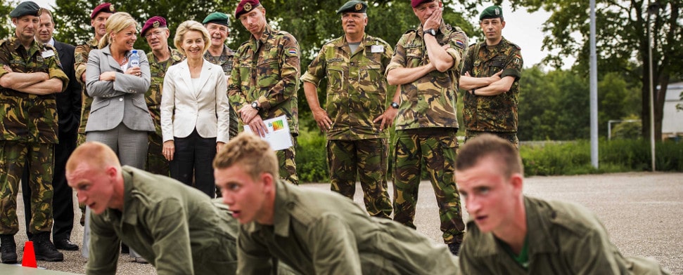 Waffen ja, Soldaten nein: Deutschland will sich nicht an einem Militäreinsatz beteiligen
