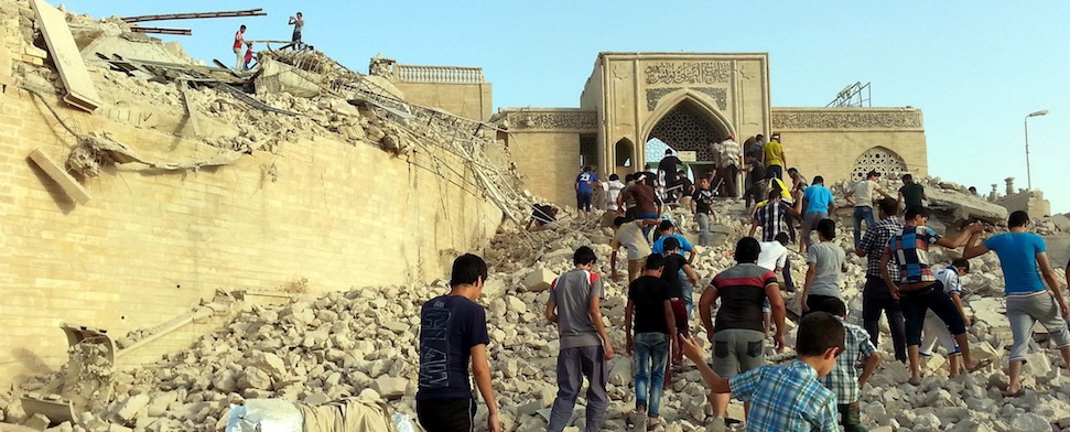 IS-Terroristen sprengen das Grab des Propheten Yunus