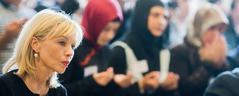 Muslim, Christ, Jude oder Atheist: Gemeinsam Stimme gegen Hass und Unrecht erheben