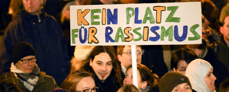 Einsatz gegen Pegida: Rechtsanwältin für ihre Zivilcourage ausgezeichnet