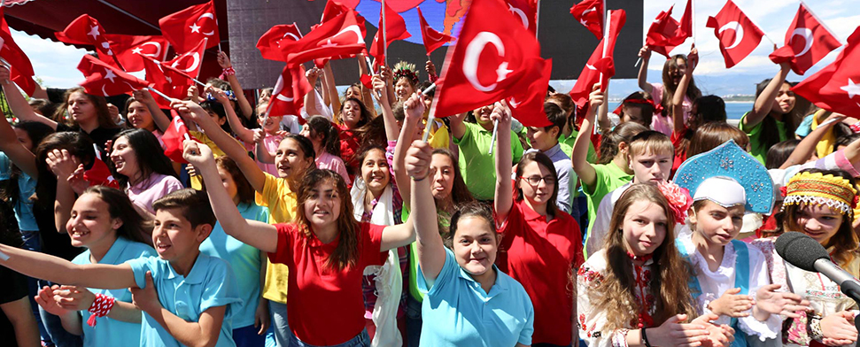 Heute ist 23 Nisan – Ulusal Egemenlik ve Çocuk Bayramı