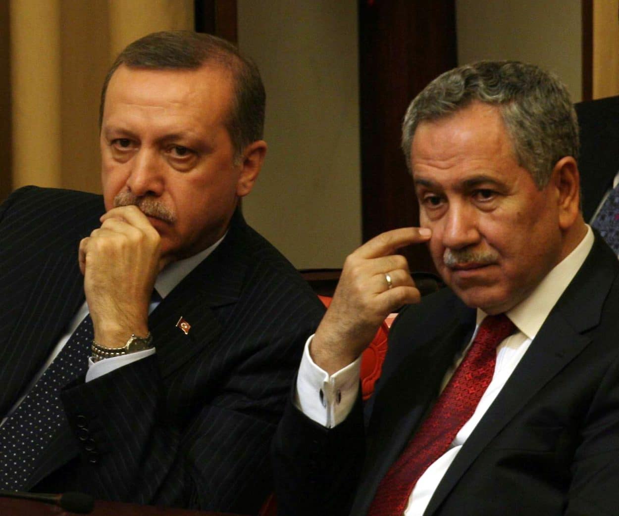 Arınç gegen Erdoğan: „Ich habe nur ein Bruchteil von dem erzählt, was ich weiß“