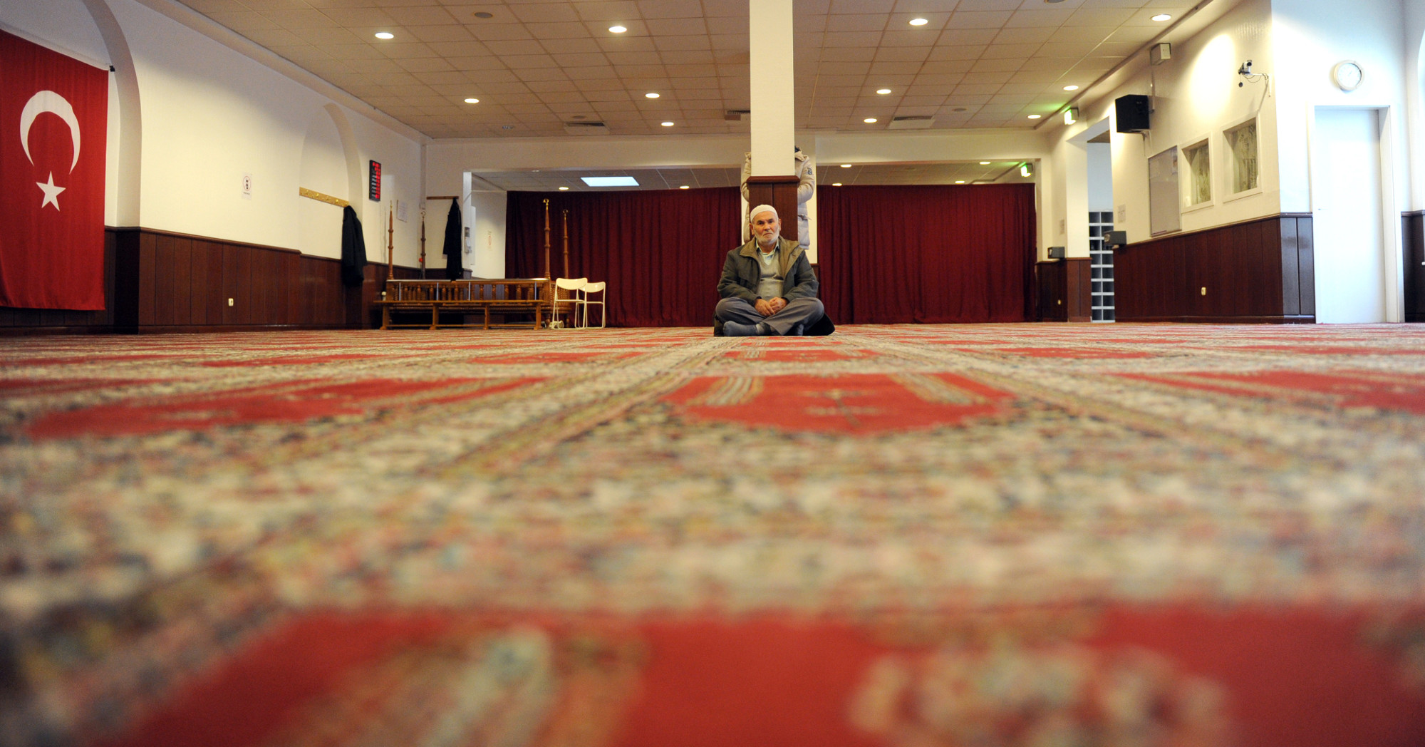 Nach Spitzel-Affäre: Staatliche Zusammenarbeit mit Ditib auf dem Prüfstand