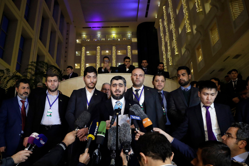 Syrien-Gespräche in Astana: Zwischen Bomben und Vermittlung
