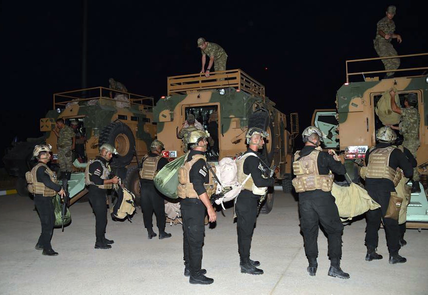 Türkisches Militär überquert syrische Grenze