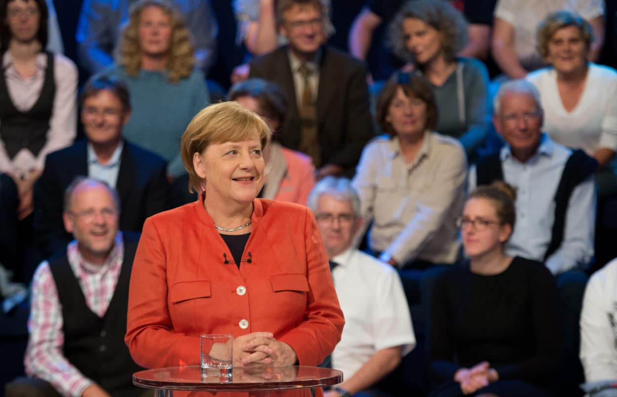 CDU stärkt Merkel im erbitterten Asylstreit den Rücken