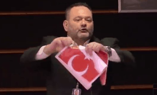 Türkei leitet Ermittlungen gegen Rechtsextremisten ein