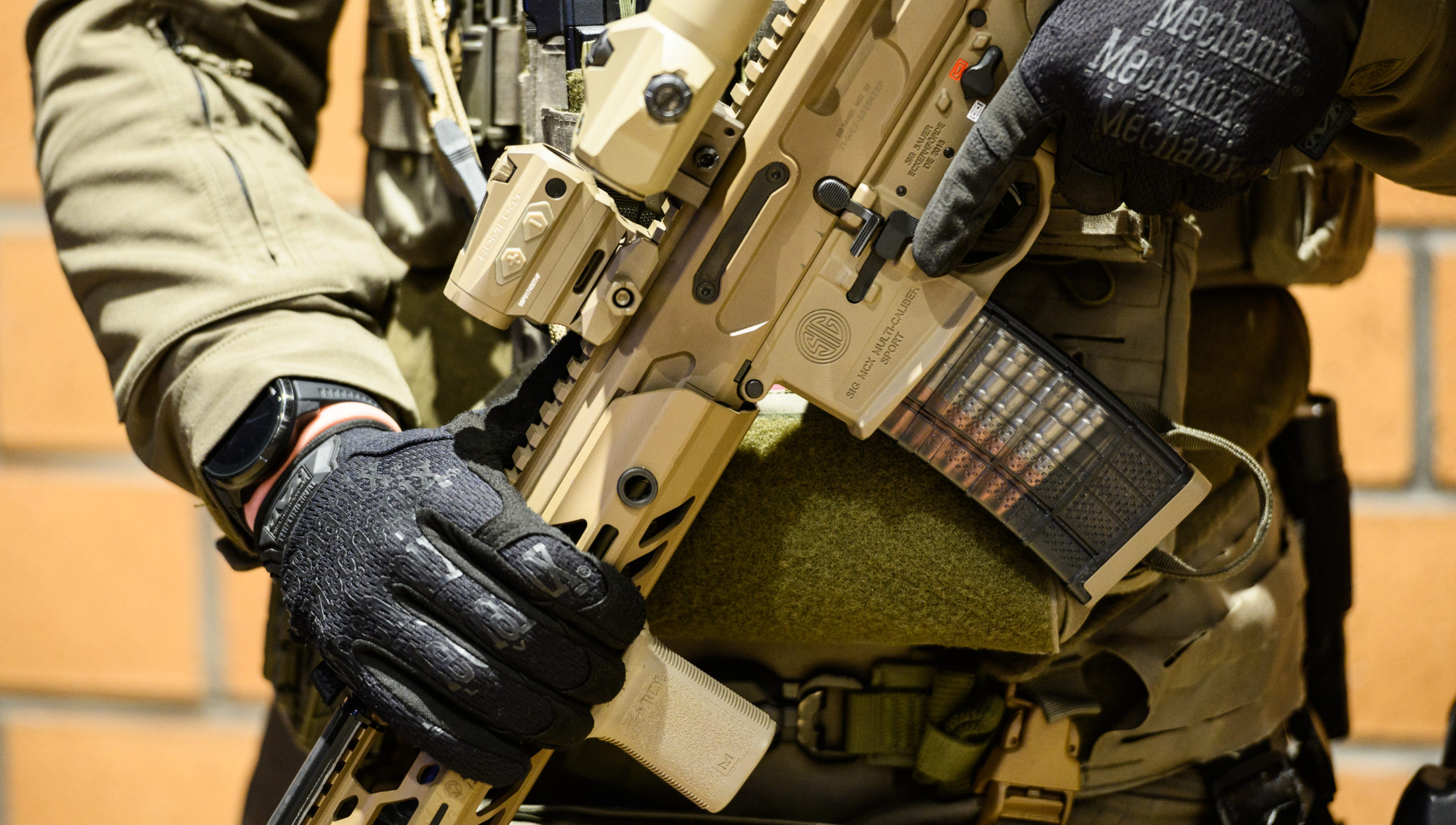 Ein Neonazi in Österreich organisierte offenbar Waffen für eine rechte Miliz in Deutschland