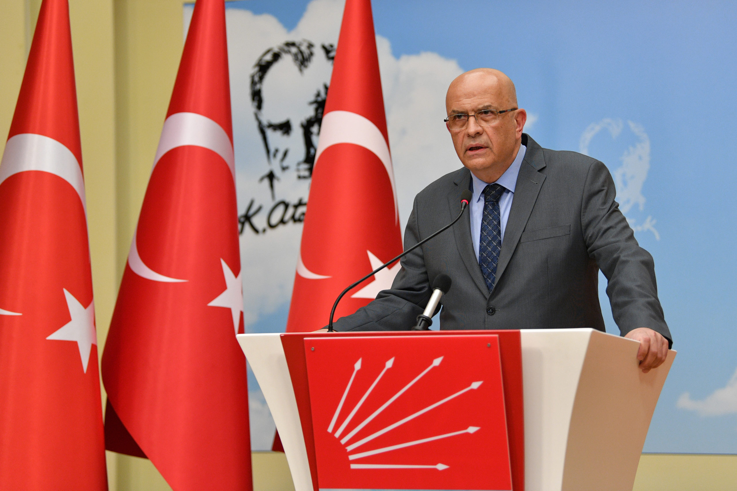 Türkisches Verfassungsgericht erneut: „Rechte von Berberoğlu wurden verletzt“