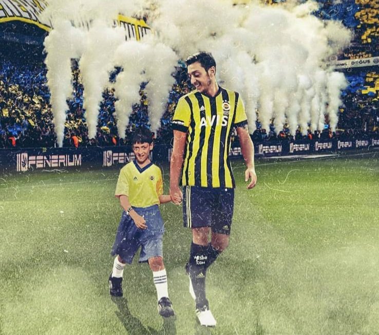 Mesut Özil bei Fenerbahçe Istanbul: „Gott sei Dank“