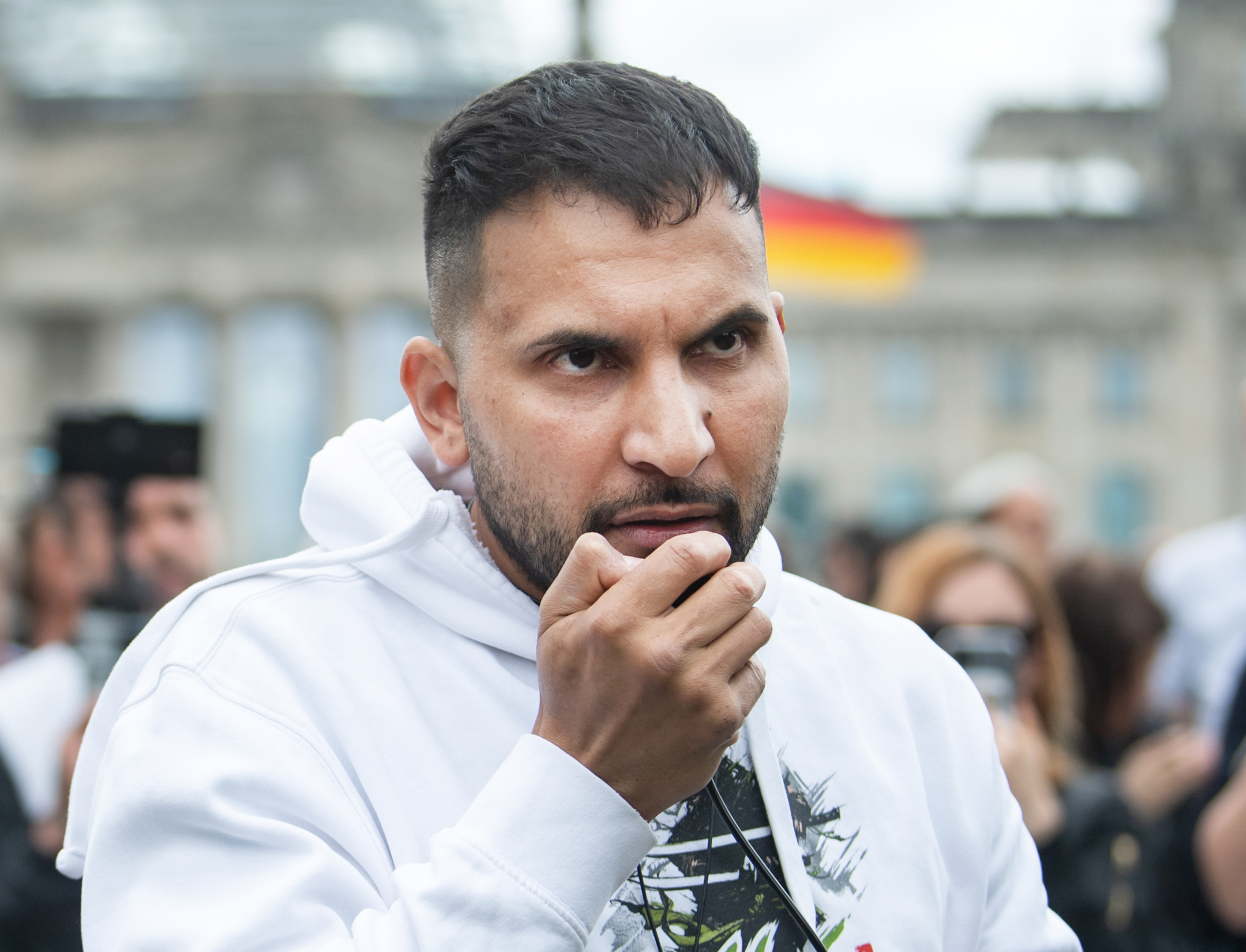 Amazon und Lieferando verbannen Attila Hildmann