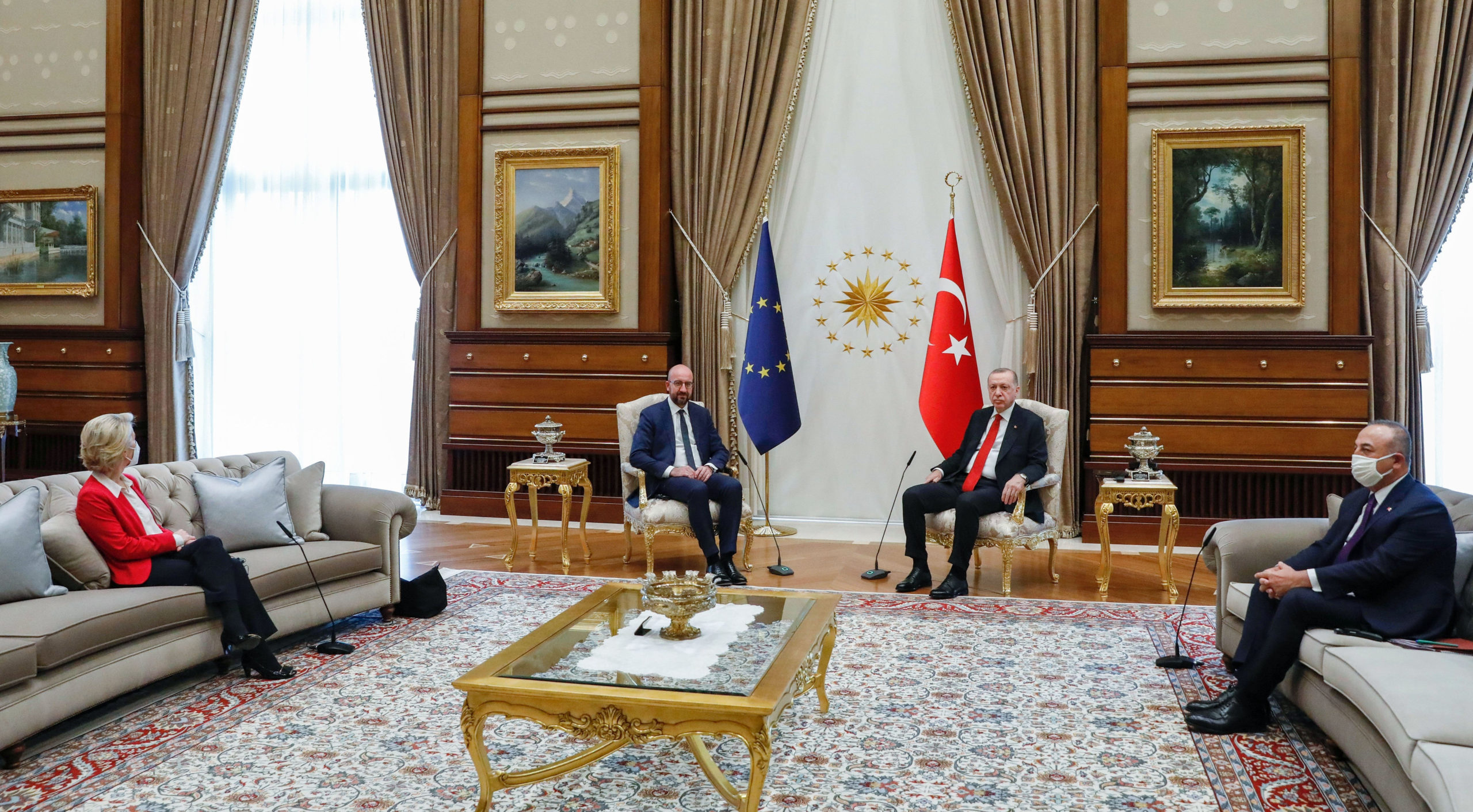 EU-Spitzen in Ankara: Wenig Inhalt und Sofakrise
