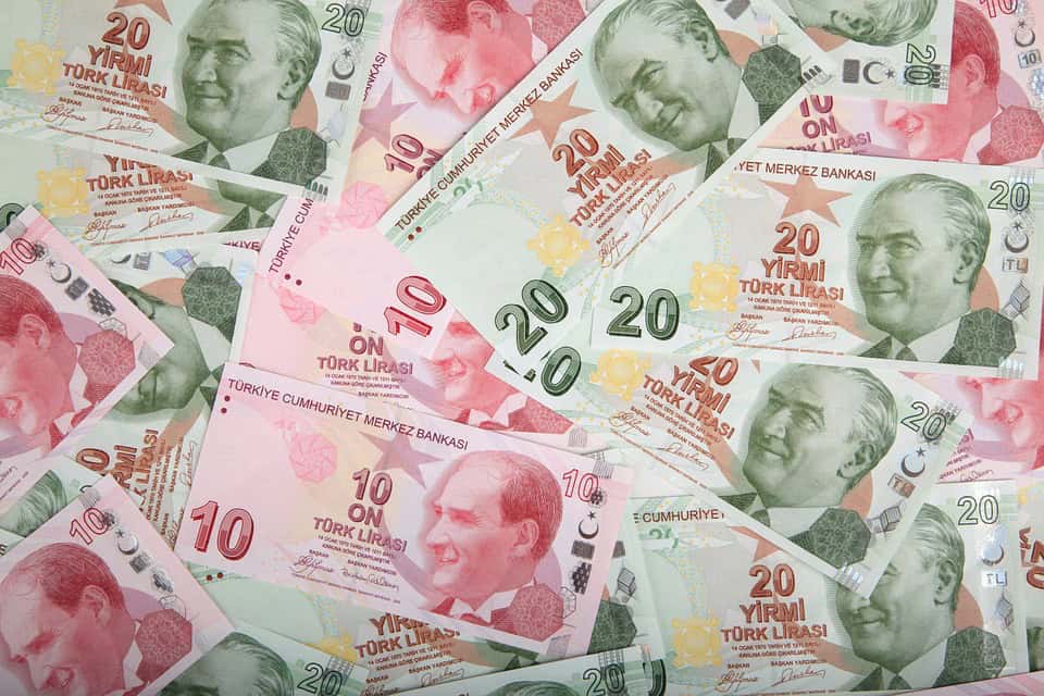Nach Zinssenkung: Für einen Euro gibt es jetzt über elf Türkische Lira