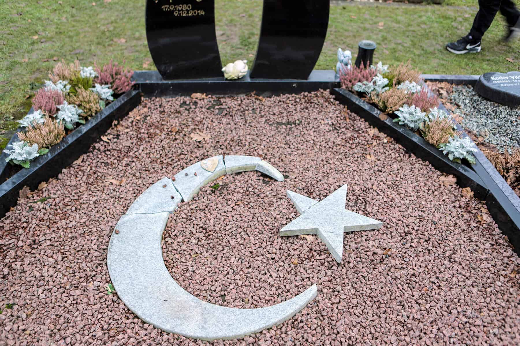 Muslimischer Friedhof in NRW von Unbekannten geschändet