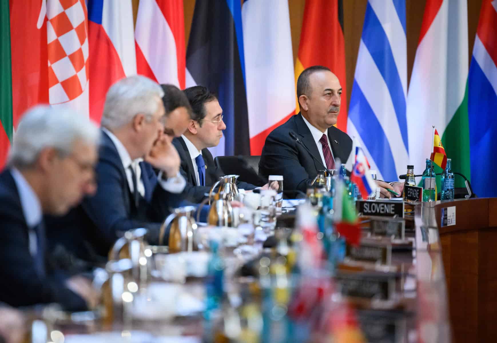 Türkei pocht auf Bedingungen: Nato ringt bei Norderweiterung um Geschlossenheit