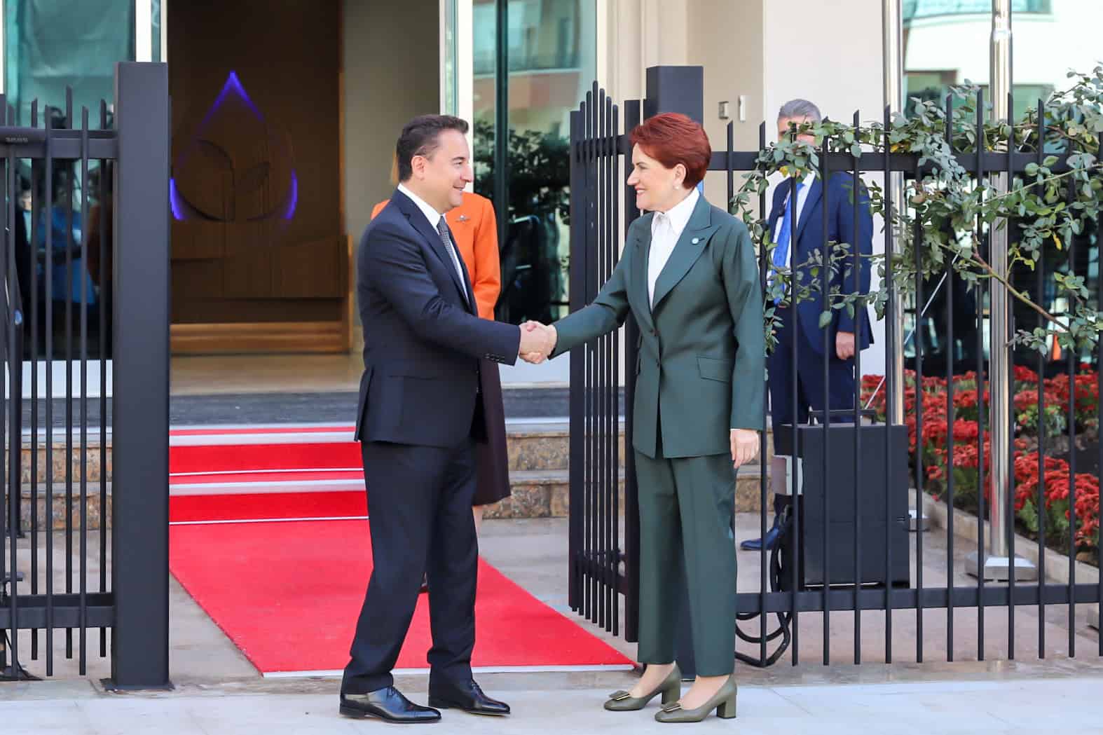 Akşener prangert Versäumnisse bei Terrorbekämpfung an