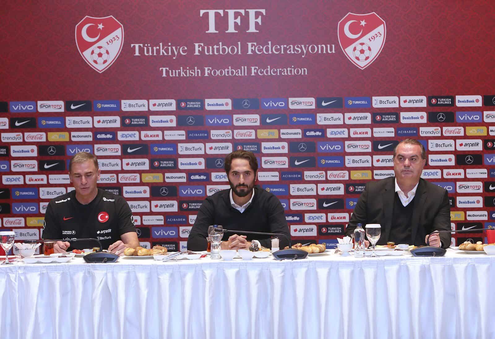 Kuntz nach Gespräch mit Altıntop: Bleibe Türkei-Trainer