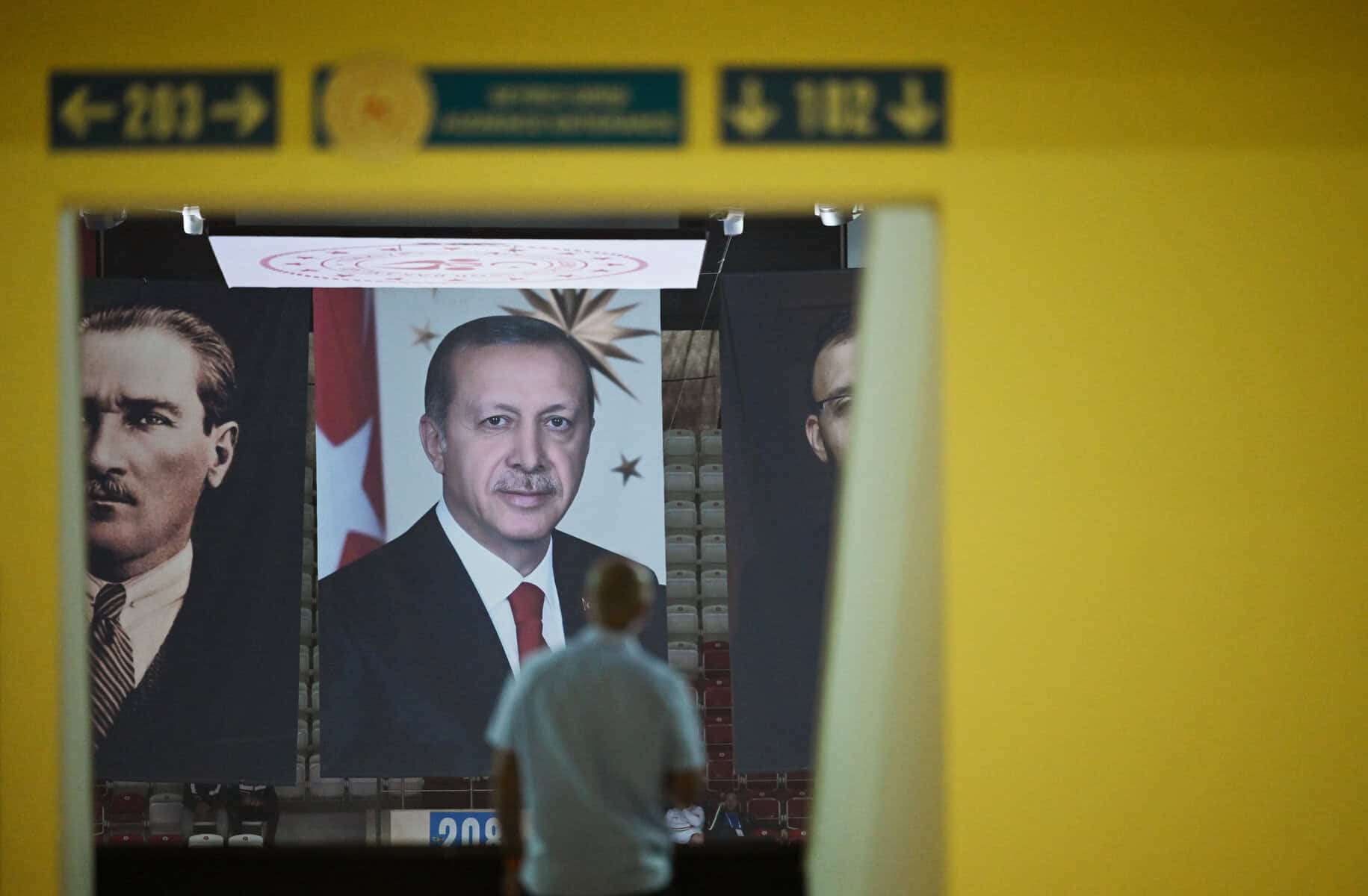 Kampf um Wiederwahl: „Realitätsferner“ Erdoğan zieht alle Register