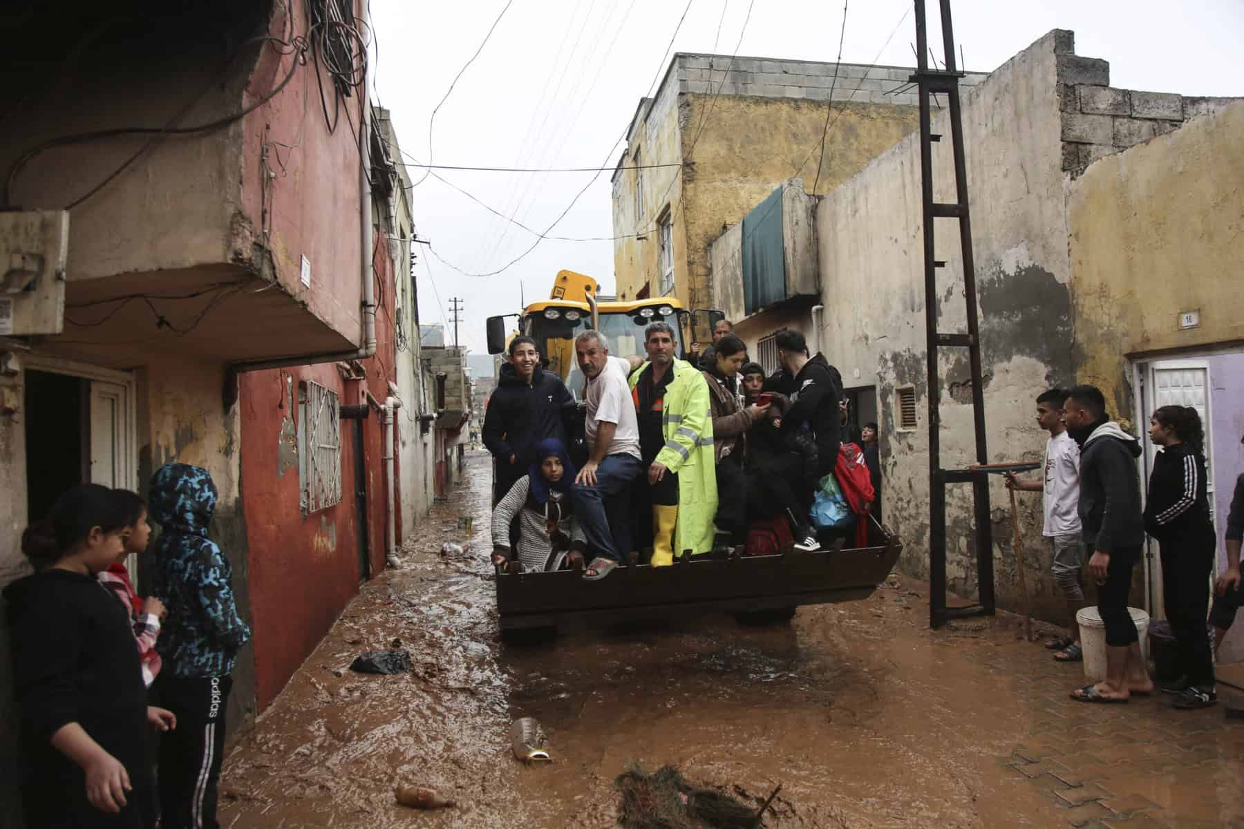 Land unter in Ankara: Überschwemmungen in türkischer Hauptstadt nach Starkregen