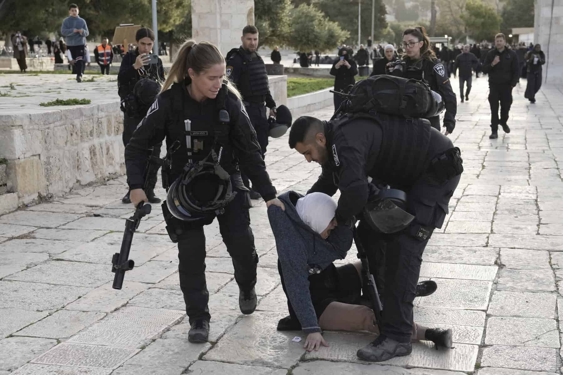 Israelischer Angriff auf Al-Aqsa-Moschee mitten im Ramadan: Palästinenser reagieren mit Raketen