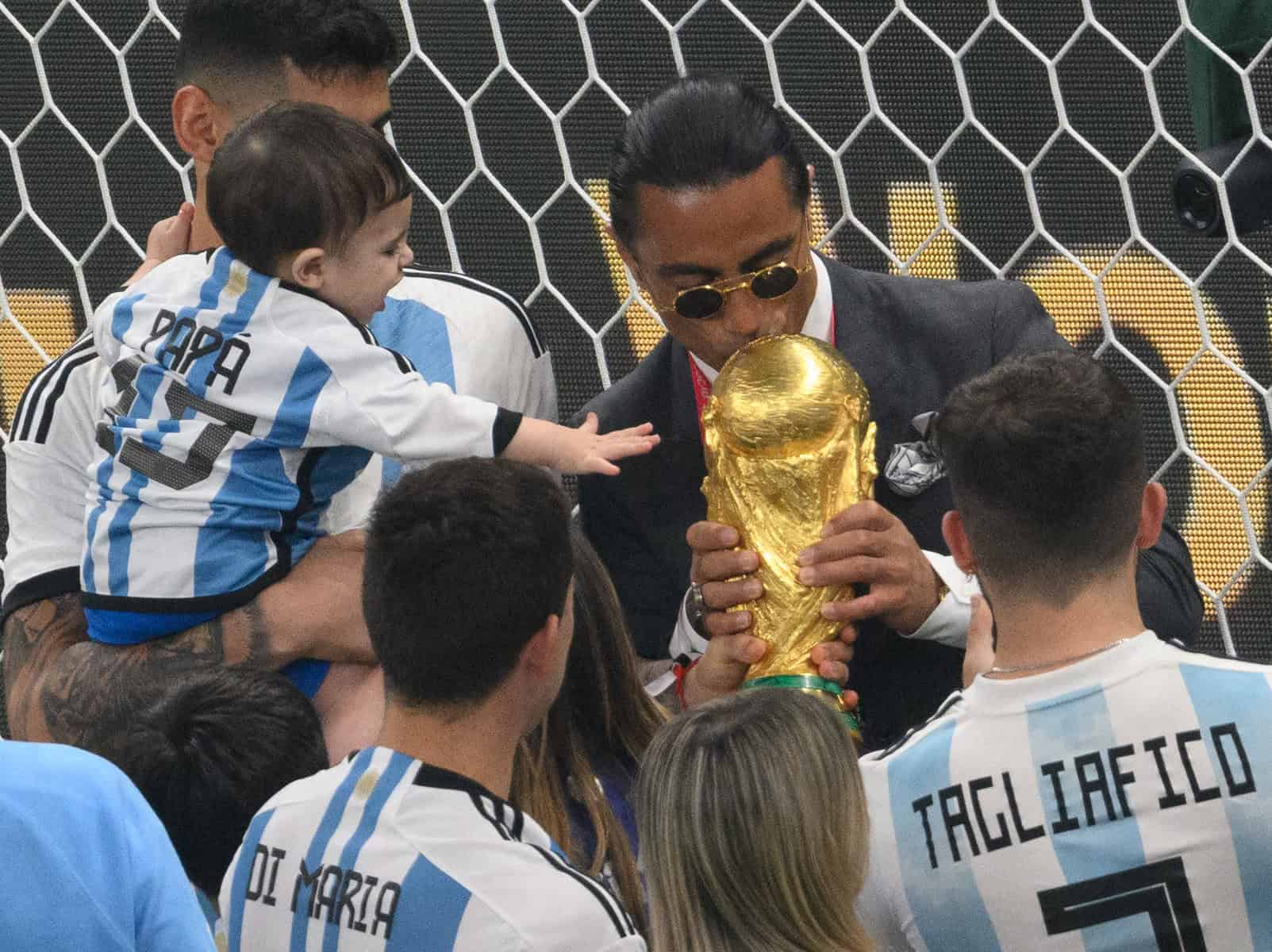 FIFA ermittelt wegen türkischem Promi-Koch Nusret Gökçe