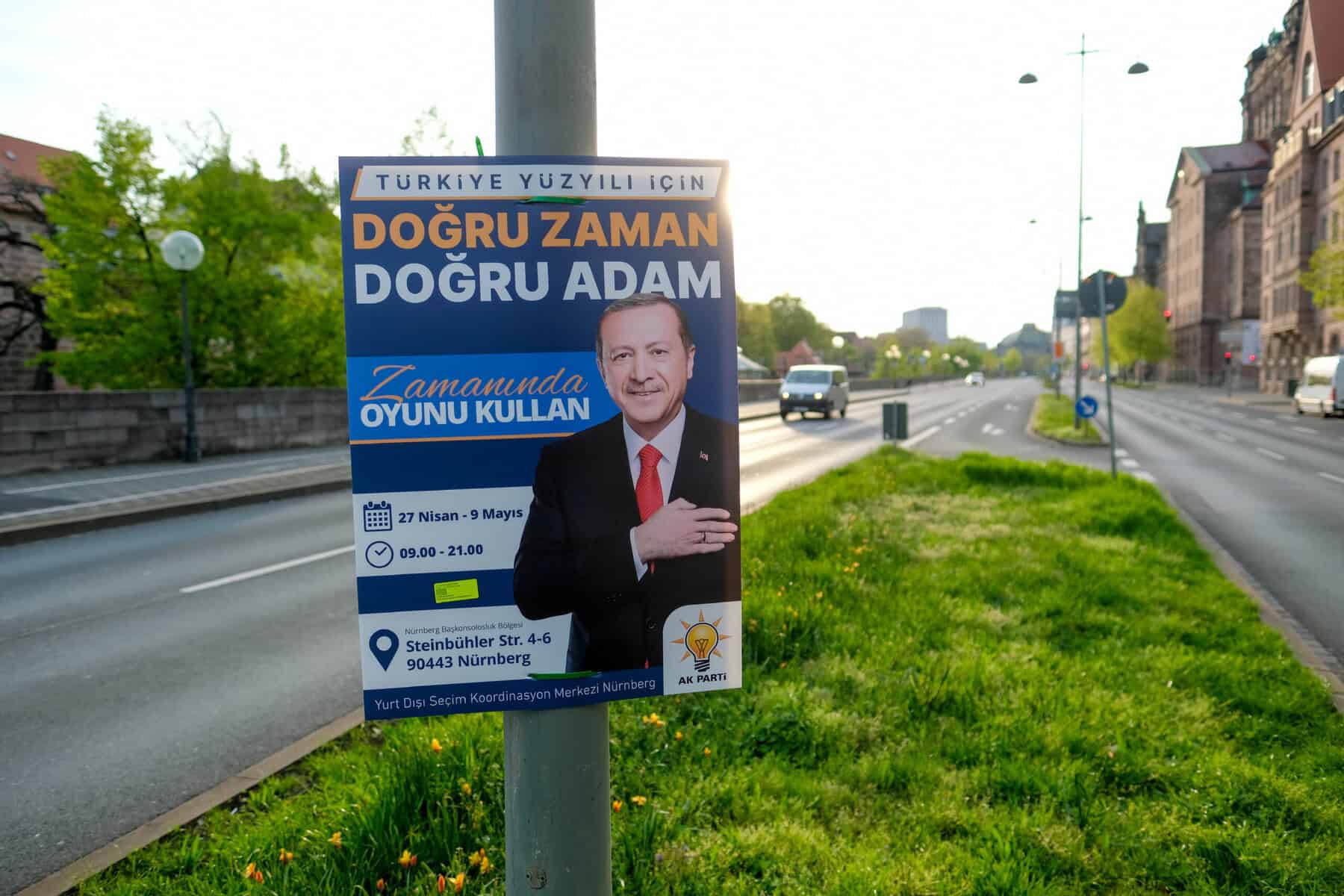 Stadt Nürnberg verteidigt Erdoğan-Wahlplakate