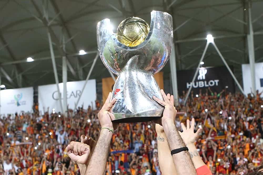 „Atatürk“-Krise in Saudi-Arabien: Derby zwischen Fenerbahçe und Galatasaray abgesagt