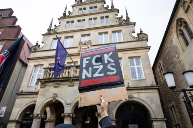 Rechtsruck bei Bundestagswahl zeigt: Deutschland ist mit sich selbst nicht im Reinen