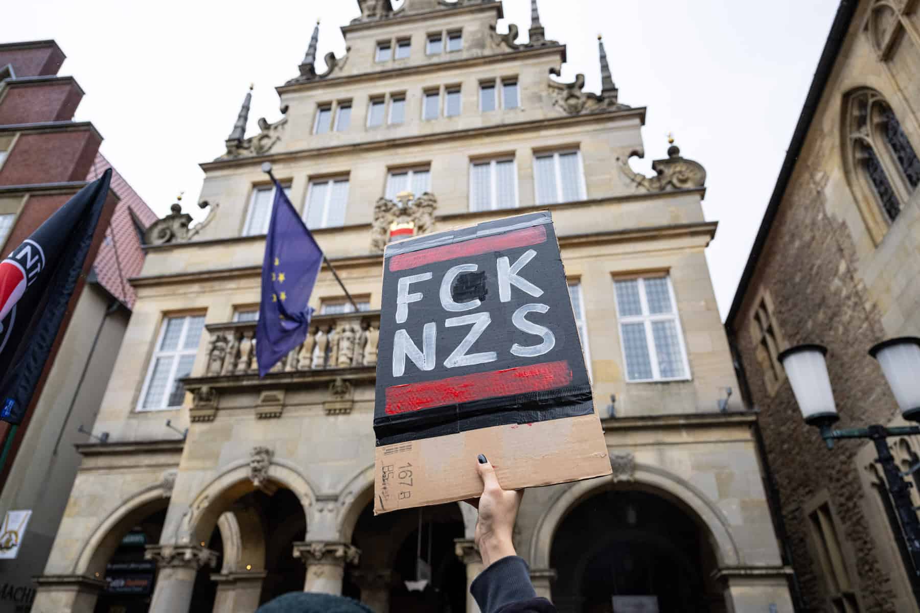 Rechtsruck bei Bundestagswahl zeigt: Deutschland ist mit sich selbst nicht im Reinen