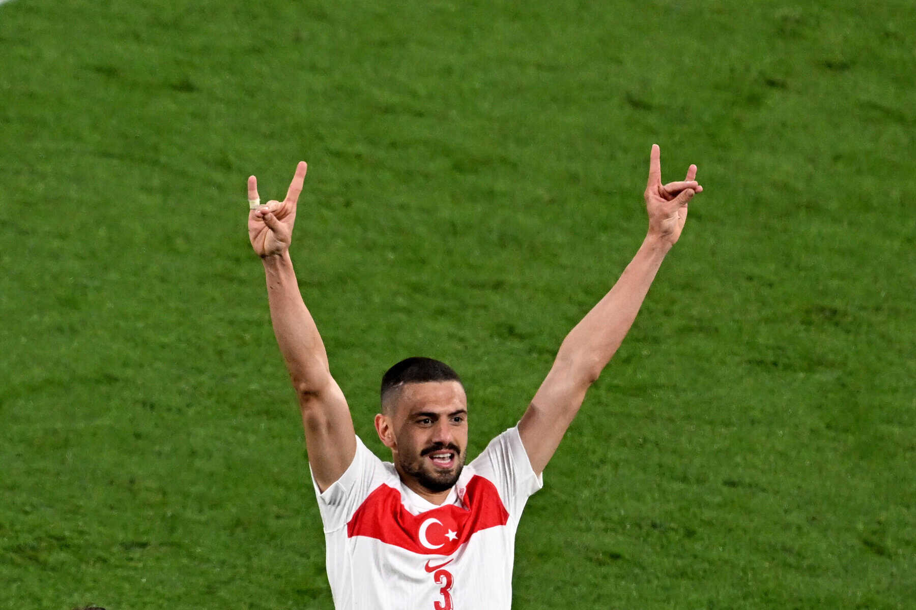Wolfsgruß in aller Munde: Droht Merih Demiral wirklich der Ausschluss von der EM?