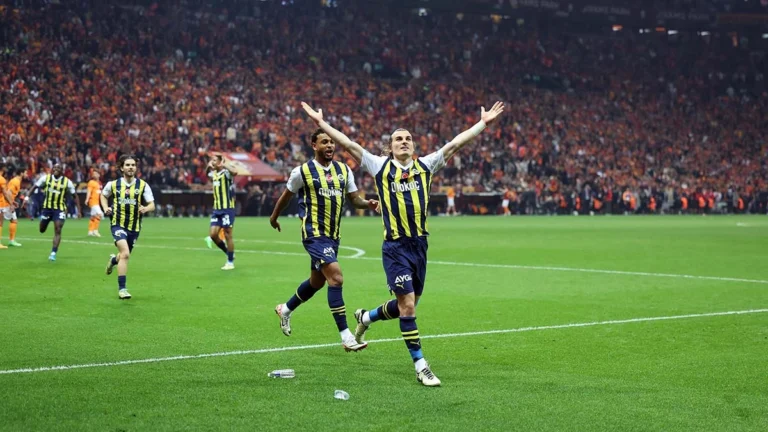 Nachwirkungen des Derbys: Konsequenzen für Galatasaray und Fenerbahçe