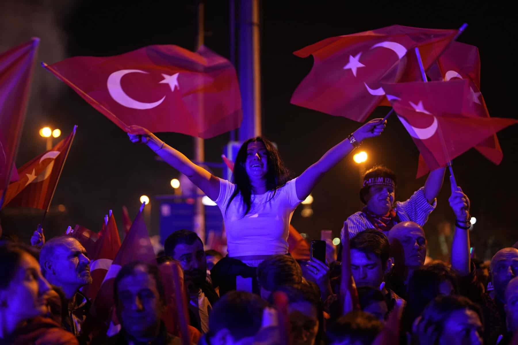 „Historisch“: CHP gewinnt Kommunalwahlen in der Türkei – YRP sorgt für Überraschung