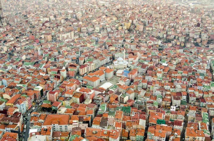 Schön, aber teuer: Istanbul. Foto: Luke Michael / Unsplash