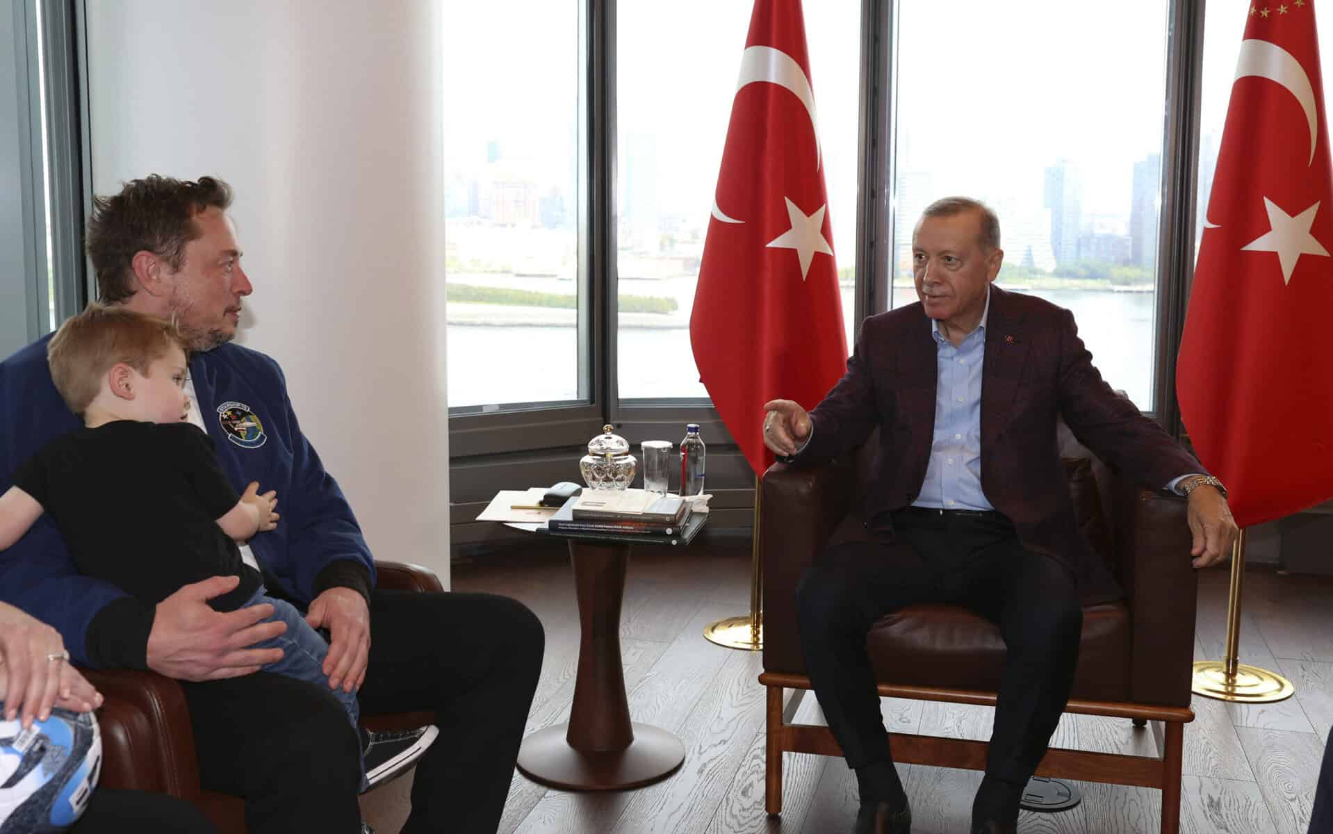 Auf Wunsch von Erdoğan: Baut Musk in der Türkei eine Tesla-Fabrik?
