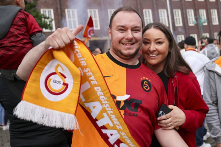 Mit Punkterekord: Galatasaray zum 24. Mal türkischer Fußball-Meister