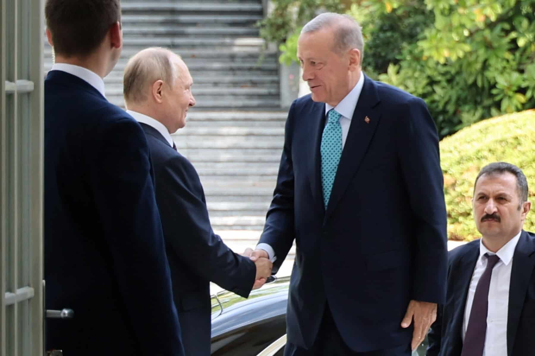 Putins Türkei-Reise verzögert sich: Was steckt dahinter?